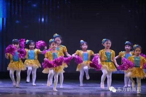 摆乌龙幼儿舞蹈视频,幼儿舞蹈视频欢乐回顾