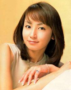 日本阿v女明星图片,美丽与争议并存的风云人物