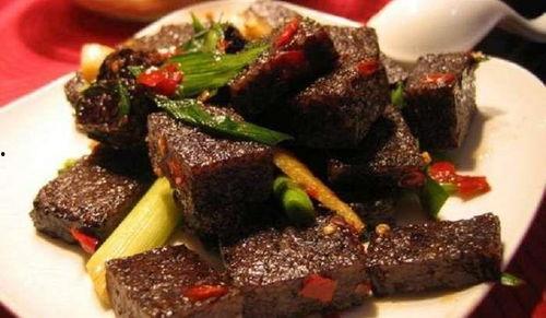 猪血糕图片,传统美食的独特魅力与制作揭秘