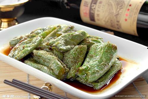 虎皮青椒图片,色泽诱人，口感鲜美的家常佳肴